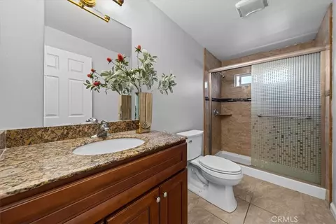 Bath - 1330 Bush St, Oceanside, CA 92058 photo 3 of 3