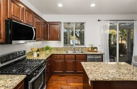 Kitchen - 140 W Cork Tree, Orange, CA 92865 photo 3 of 3