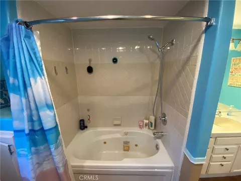 Bath - 2525 N Bourbon St #C3, Orange, CA 92865 photo 6 of 6