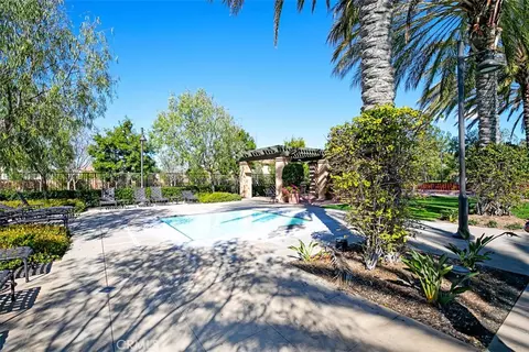 Exterior - 204 Overbrook, Irvine, CA 92620 photo 7 of 9