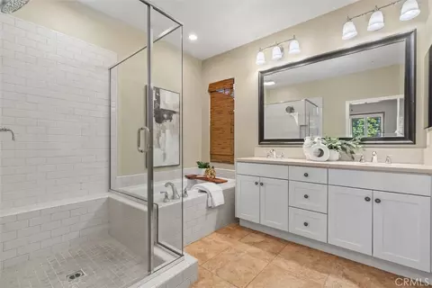 Bath - 204 Overbrook, Irvine, CA 92620 photo 1 of 3