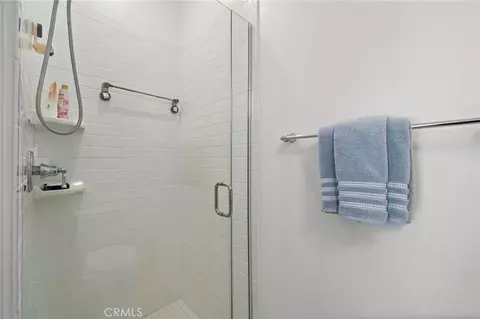 Bath - 230 Abacus, Irvine, CA 92618 photo 3 of 7