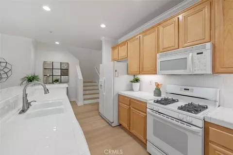 Kitchen - 7 Cabazon, Irvine, CA 92602 photo 1 of 3
