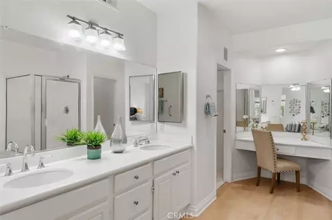 Bath - 7 Cabazon, Irvine, CA 92602 photo 2 of 4