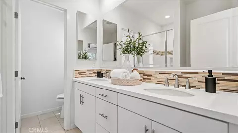 Bath - 115 Tubeflower, Irvine, CA 92618 photo 2 of 4