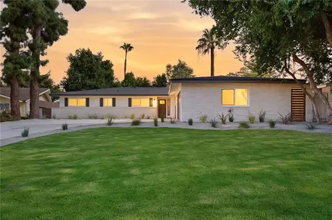 958 Fairway, Bakersfield, CA 93309