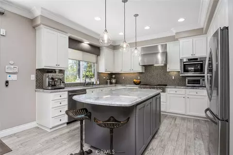 22801 Maiden Ln, Mission Viejo, CA 92692