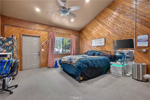 Bedroom - 488 Ca-2, Wrightwood, CA 92397 photo 4 of 4