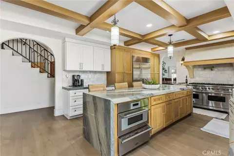 Kitchen - 408 Edgemont Dr, Redlands, CA 92373 photo 5 of 6