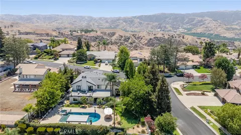 View/Area - 408 Edgemont Dr, Redlands, CA 92373 photo 5 of 10