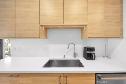 Kitchen - 10760 Knott, Stanton, CA 90680 photo 2 of 3