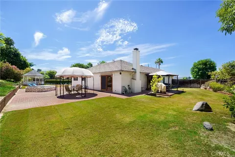 25122 Champlain, Laguna Hills, CA 92653