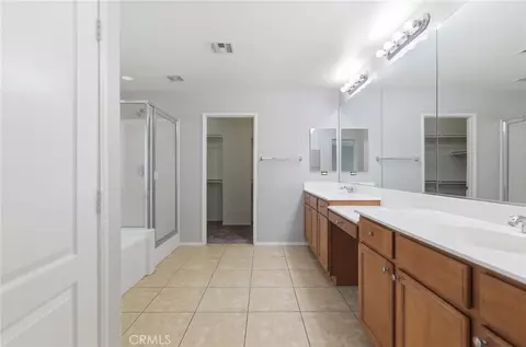 Entry Way - 3890 Bluff St, Perris, CA 92571 photo 9 of 10