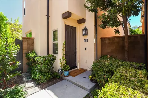 Exterior - 67 Kestrel, Irvine, CA 92618 photo 5 of 18