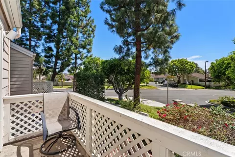 Exterior - 6 Seadrift #81, Irvine, CA 92604 photo 2 of 7