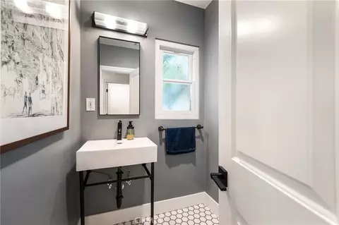 Bath - 619 Drake, Fullerton, CA 92832 photo 3 of 6
