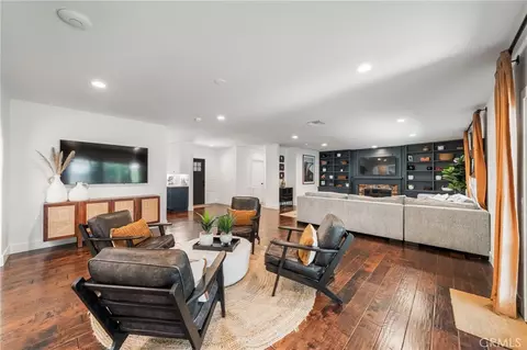 Living - 619 Drake, Fullerton, CA 92832 photo 3 of 5