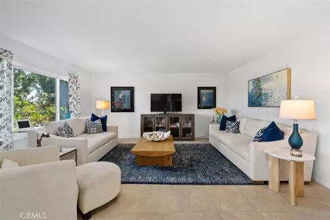 5369 Algarrobo #1C, Laguna Woods, CA 92637