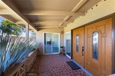 1701 Tam Oshanter Dr #11K, Seal Beach, CA 90740