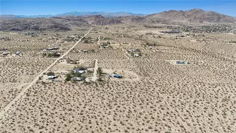 View/Area - 5235 Border Ave, Joshua Tree, CA 92252 photo 1 of 7