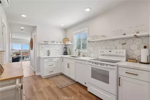 Kitchen - 5235 Border Ave, Joshua Tree, CA 92252 photo 2 of 3