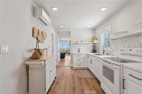 Kitchen - 5235 Border Ave, Joshua Tree, CA 92252 photo 3 of 3