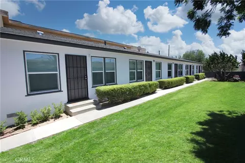 Exterior - 3245 E Wilton St, Long Beach, CA 90804 photo 6 of 7