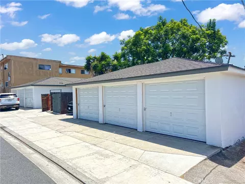 Exterior - 3245 E Wilton St, Long Beach, CA 90804 photo 3 of 7