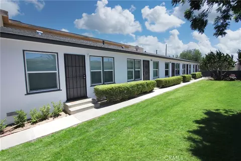Exterior - 3245 E Wilton St, Long Beach, CA 90804 photo 6 of 7