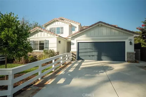 236 E 16th St, Costa Mesa, CA 92627 photo 2