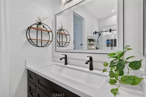 Bath - 34830 Olive Tree, Yucaipa, CA 92399 photo 5 of 9
