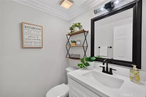 Bath - 34830 Olive Tree, Yucaipa, CA 92399 photo 9 of 9