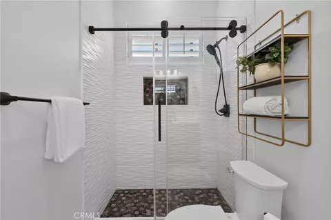 Bath - 34830 Olive Tree, Yucaipa, CA 92399 photo 6 of 9