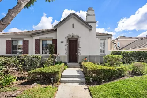 104 Seacountry Ln, Rancho Santa Margarita, CA 92688