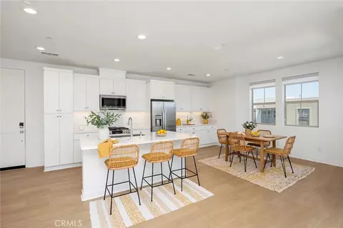 1200 Lasso Way #301, Mission Viejo, CA 92675
