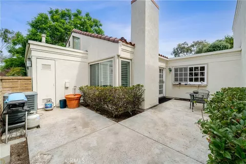 Exterior - 2 Morena #4, Irvine, CA 92612 photo 4 of 7