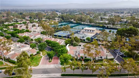 View/Area - 2 Morena #4, Irvine, CA 92612 photo 2 of 7
