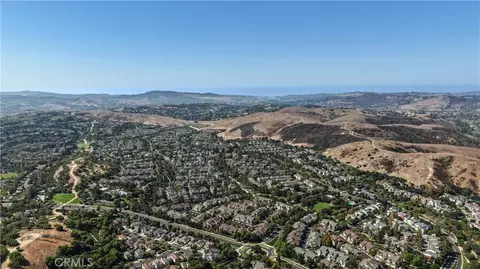 View/Area - 34 Passaflora Ln, Ladera Ranch, CA 92694 photo 3 of 8