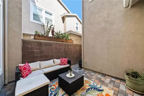 Exterior - 34 Passaflora Ln, Ladera Ranch, CA 92694 photo 6 of 20