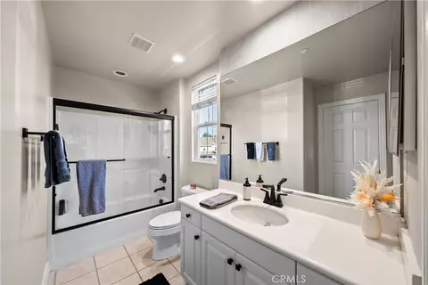 Bath - 34 Passaflora Ln, Ladera Ranch, CA 92694 photo 3 of 3