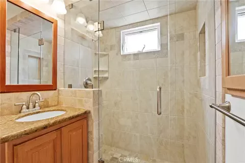 Bath - 75 Glendora, Long Beach, CA 90803 photo 1 of 1