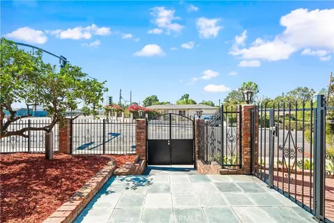 Exterior - 101 W Madison Ave, Placentia, CA 92870 photo 5 of 11