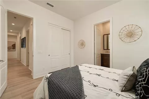Bedroom - 53 Eider Run, Irvine, CA 92618 photo 4 of 11