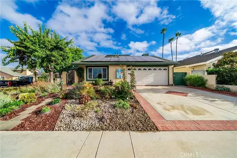 8381 Boothbay Cir, Huntington Beach, CA 92646