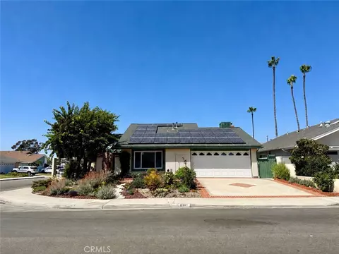 8381 Boothbay Cir, Huntington Beach, CA 92646