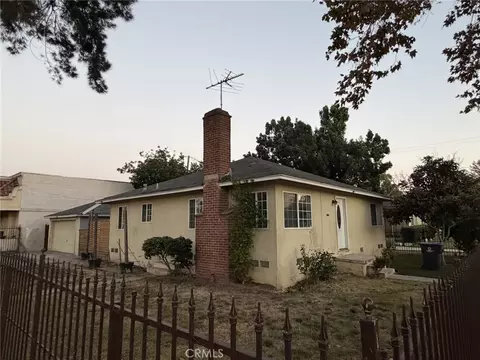2101 S Sycamore, Santa Ana, CA 92707