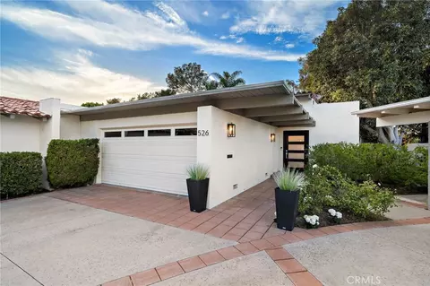 526 Vista Grande, Newport Beach, CA 92660