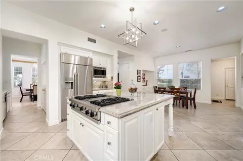 Kitchen - 17 Winslow, Ladera Ranch, CA 92694 photo 4 of 4