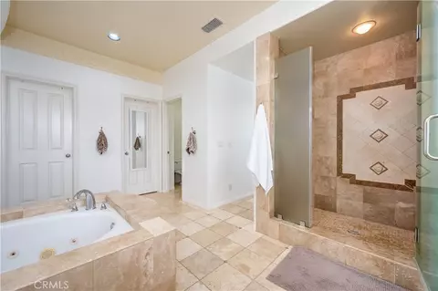 Bath - 17 Winslow, Ladera Ranch, CA 92694 photo 4 of 6
