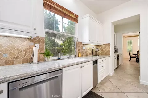 Kitchen - 17 Winslow, Ladera Ranch, CA 92694 photo 2 of 4
